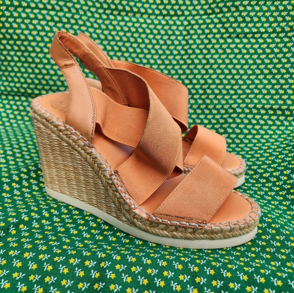 Vince Camuto Wedge Sandals - Picture 2 of 8